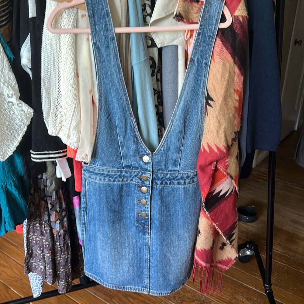 Billabong Denim Jumper Dress | Size Medium (6) | EUC